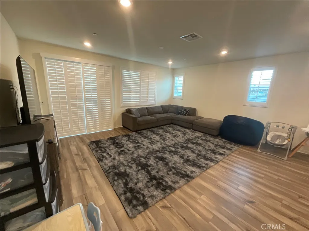 2884 Winter Park, Jurupa Valley, California 92509 home-pic-13